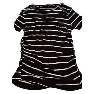 Preowned Olivia Blu Maternity Top Size Small